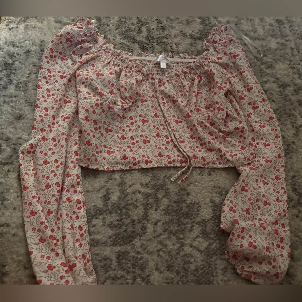 One clothing long sleeve pink and white floral blouse Size: Large